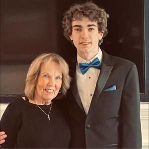 Meet your Posher, Denise